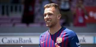 barcelona-arthur-fora-de-mais-uma-partida