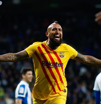 Barcelona-luta-para-não-perder-o-meia-Aturo-Vidal
