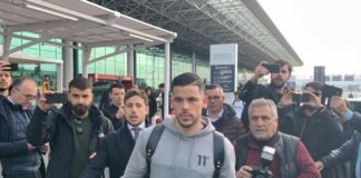 Barcelona-Carles-Peréz-passa-por-exames-médicos-na-Itália