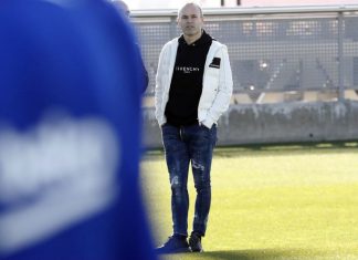 Andres-Iniesta-escolhe-sua-escalação-ideal-do-Barcelona-para-o-EL-Clasico