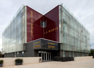 Barcelona-fecha-La-Masia-por-duas-semanas-devido-ao-Coronavírus