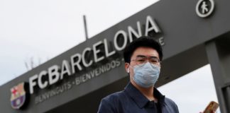 Membro-da-equipe-medica-do-Barcelona-testa-positivo-para-o-COVID-19