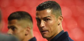Cristiano-Ronaldo-vai-ao-Santiago-Bernabéu-para-assistir-o-El-Clásico