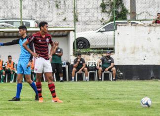 Barcelona-busca-a-contratação-de-Mateusão-joia-da-base-do-Flamengo