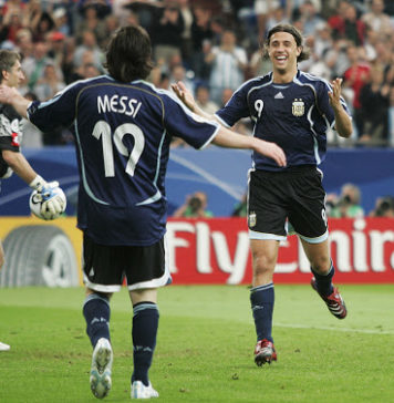 Barcelona-Hernán-Crespo-queremos-que-ele-seja-campeão-mundial