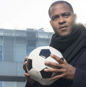 Jogadores-do-Barcelona-querem-kluivert-como-novo-treinador