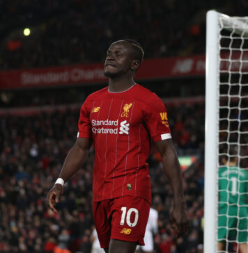 Sadio-Mané-do-Liverpool-se-oferece-ao-Barcelona