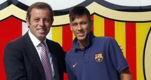 neymar-se-encontra-com-ex-presidente-do-barcelona-em-restauranteneymar-se-encontra-com-ex-presidente-do-barcelona-em-restaurante