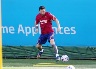 Barcelona | Lionel Messi se apresenta e treina separadamente