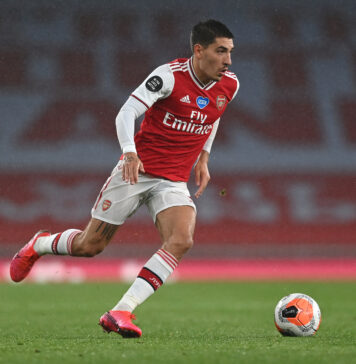 hector-bellerin-esta-negociando-sua-rescisao-contrato-com-o-arsenal-para-se-juntar-ao-barca