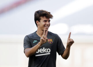 Barcelona-Riqui-Puig-e-surreal-marcar-um-gol-de-cabeça