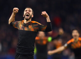 Barcelona-quer-oferecer-r-97-milhões-mais-variáveis-​​por-José-Gaya