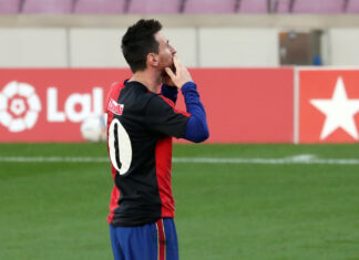 Barcelona poderá ser multado pela homenagem de Lionel Messi a Maradona Barcelona-poderá-ser-multado-pela-homenagem-de-Lionel-Messi