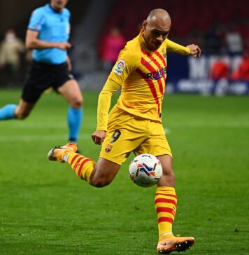 barcelona-abre-portas-para-a-saida-de-braithwaite