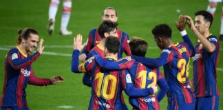Barcelona-goleia-o-Alavés-e-segue-firme-na-La-Liga