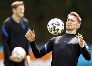 Luuk de Jong pode voltar para casa após sua temporada no Barcelona luuk-de-jong-pode-voltar-para-casa-apos-sua-temporada-no-barcelona