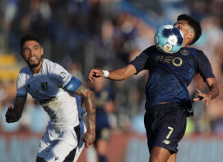 Barcelona-de-olho-em-Luis-Díaz-do-Porto