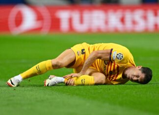 barcelona-confirma-robert-lewandowski-fora-devido-a-torcao-no-tornozelo