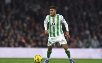 barcelona-deve-ativar-clausula-de-recompra-para-chadi-riad-zagueiro-do-betis